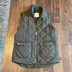 Green vest size small worn once